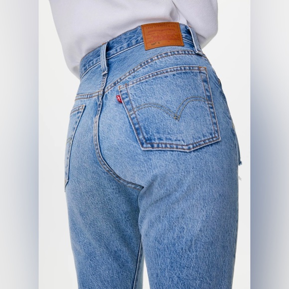 Levi’s 501 Skinny Jeans - Picture 4 of 9